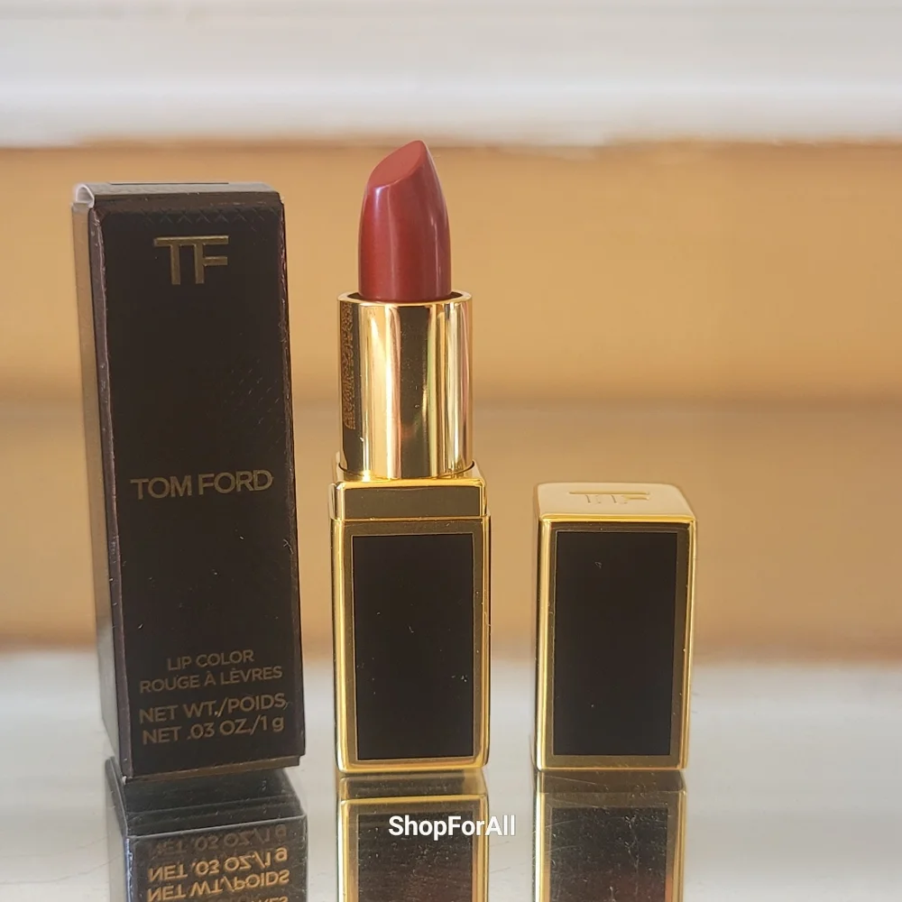 - Tom Ford Scarlet Lip Color Lipstick NEW BOX